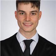 Professor graduat en Física en la Universitat de Barcelona ofereix classes de matemàtiques, física, química i similars.